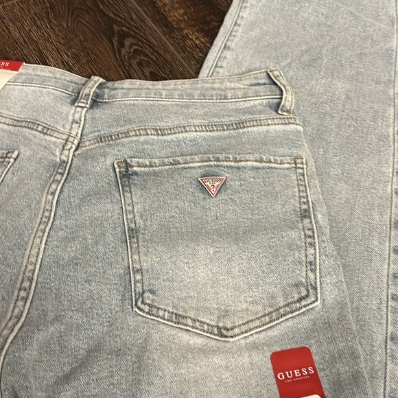 NWT Guess High Rise Straight stretch denim - Picture 6 of 6